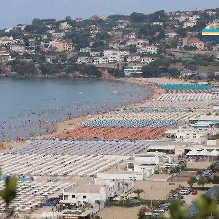 Vacanze A - A Casa Di Anna Lägenhet